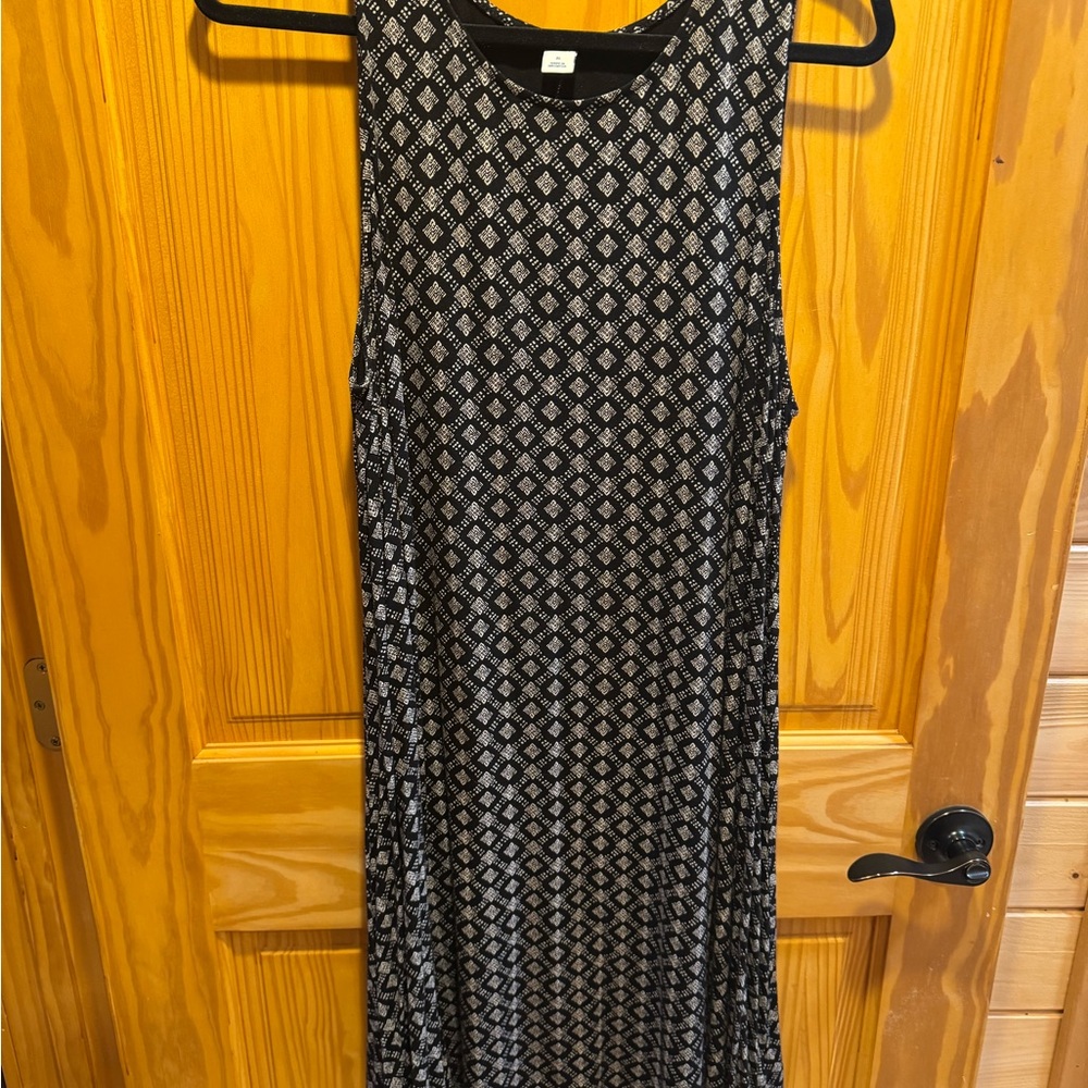 Old Navy Black and White Patterned Dress